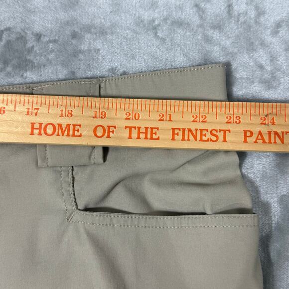 Duluth Trading Relaxed Fit Flex Dry Fly Cargo Shorts‎ Mens 46 Khaki - Picture 9 of 11